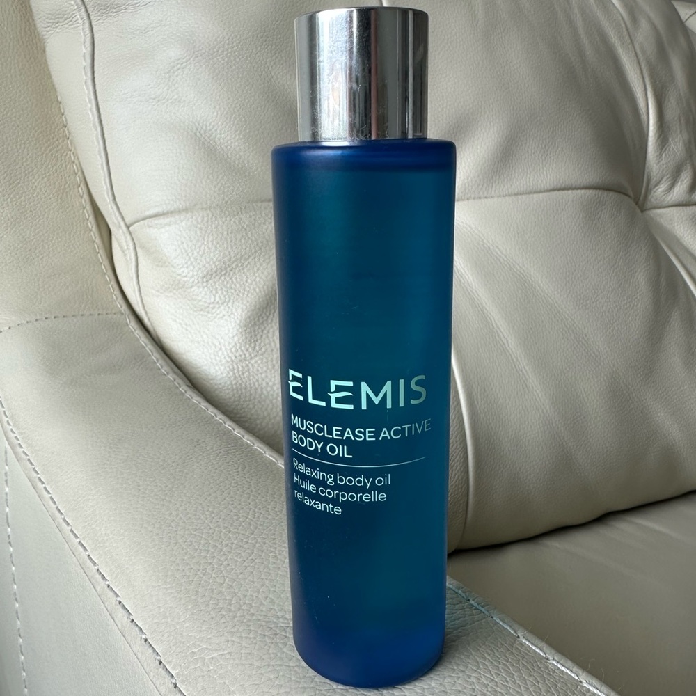 ELEMIS Musclease Active Body Oil in Deep Blue